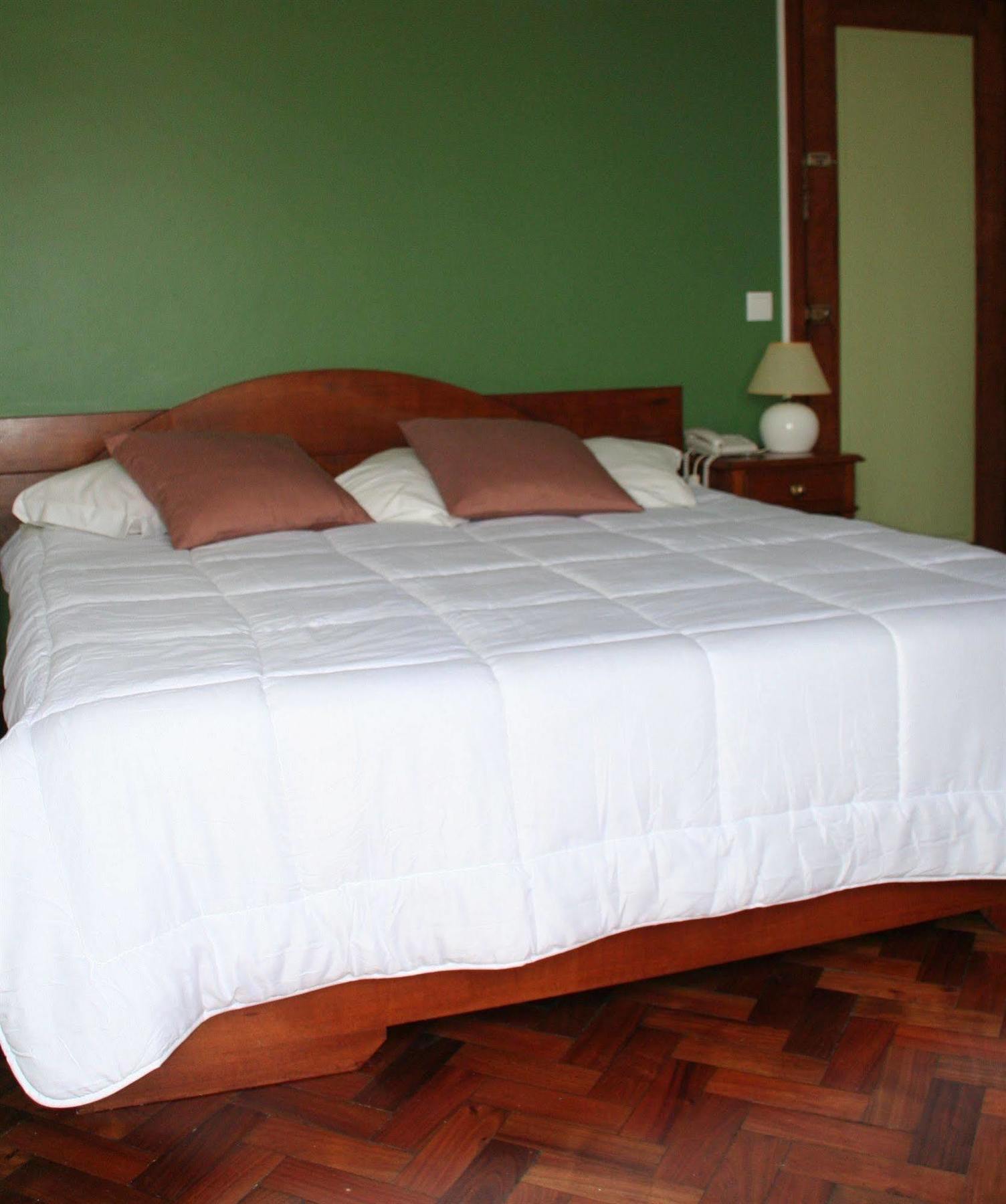 Hotel Alcides Ponta Delgada  Exterior photo